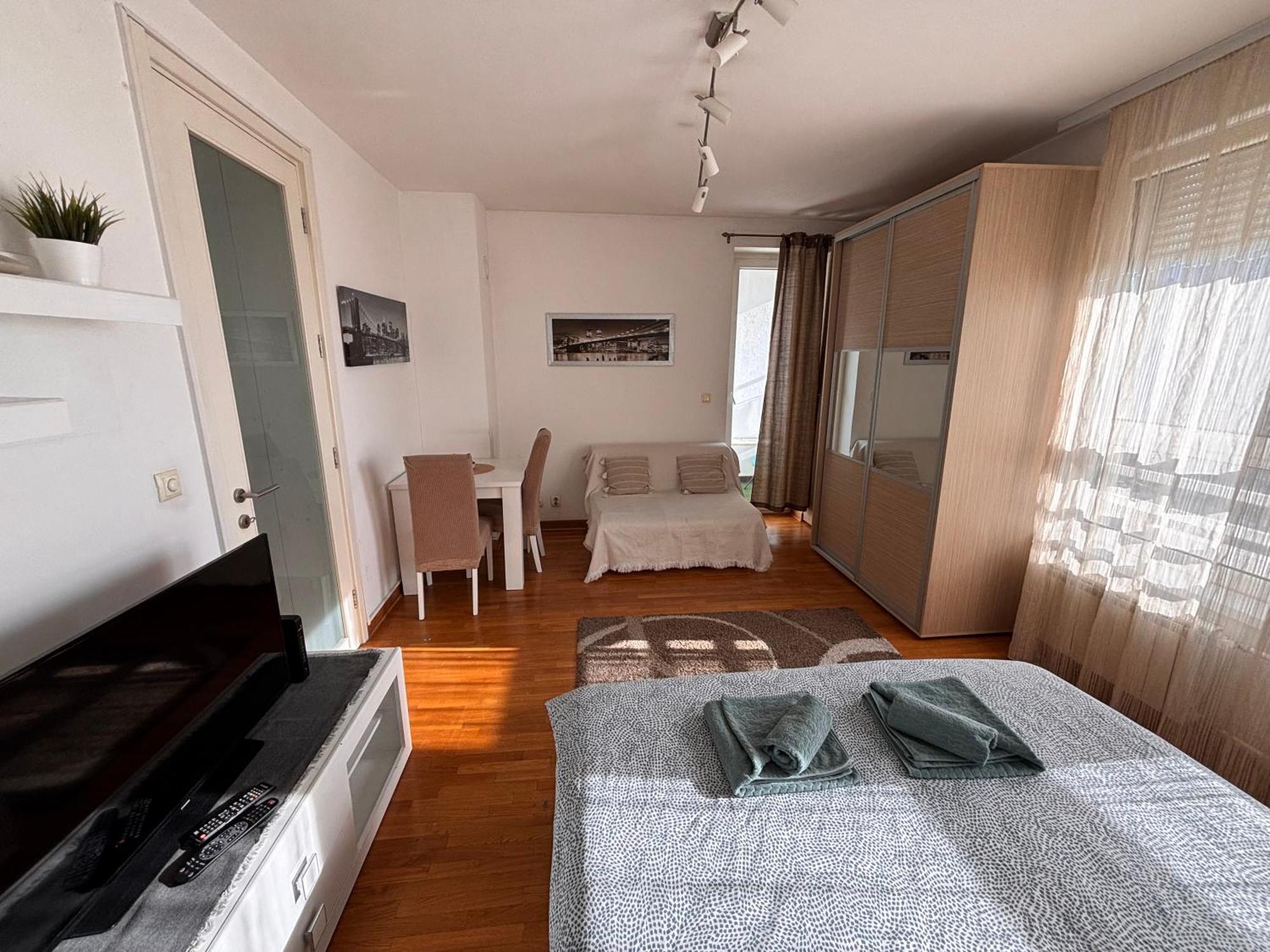Arena Apartment